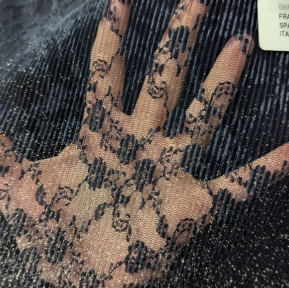 Gorgeous New Frank Lyman Top - Size 22 - Picture 10 of 10